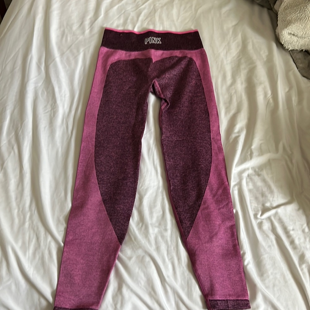 leggings worn once.
